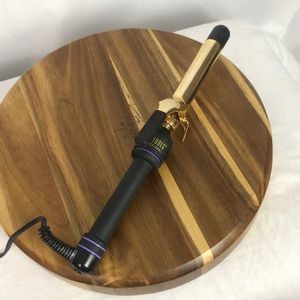 Hot Tools Curling Iron